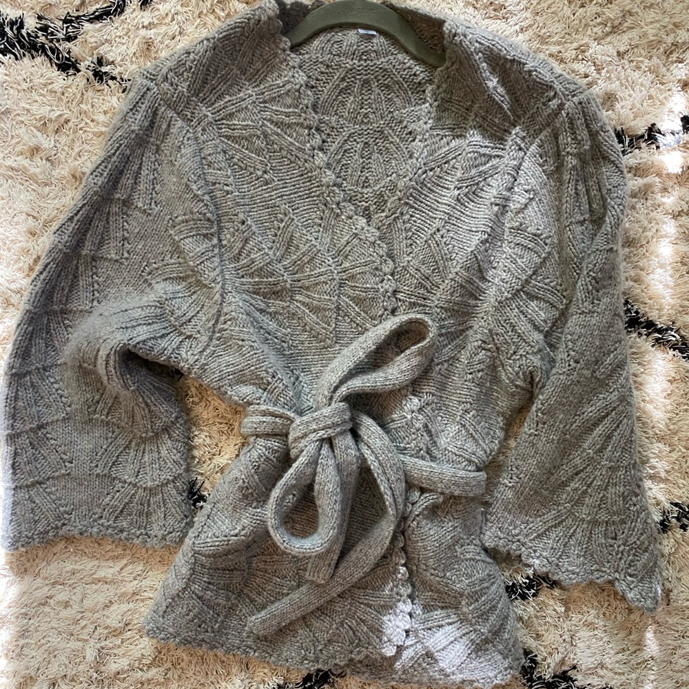 Grey cardigan with tie waist belt